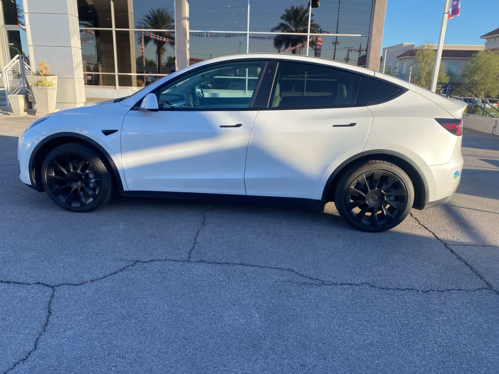 Thumbnail: 2020 Tesla Model Y - 9