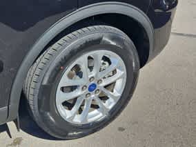 Thumbnail: 2022 Ford Escape - 18