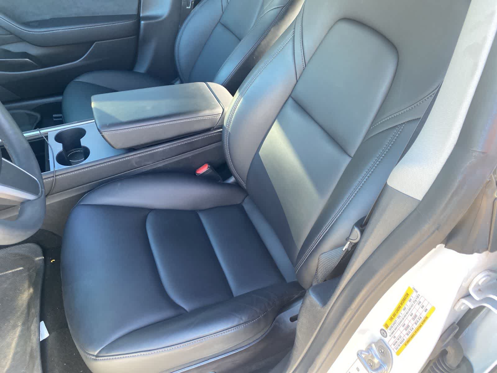 Thumbnail: 2022 Tesla Model 3 - 12