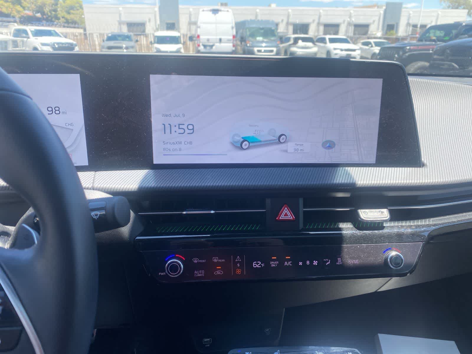Thumbnail: 2023 Kia EV6 - 14