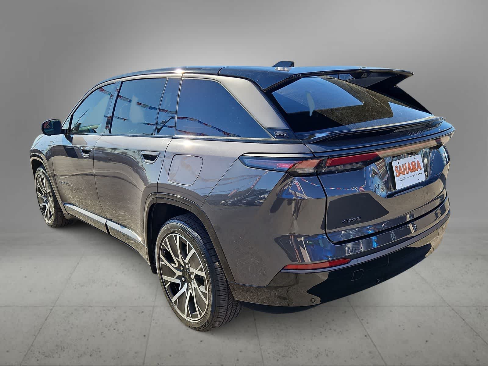 Thumbnail: 2025 Jeep Wagoneer S - 7