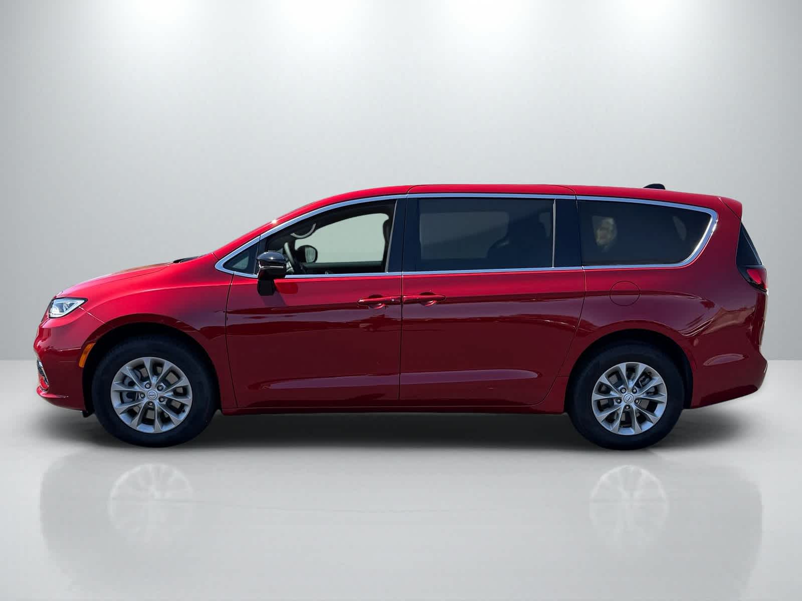 Thumbnail: 2026 Chrysler Pacifica - 2