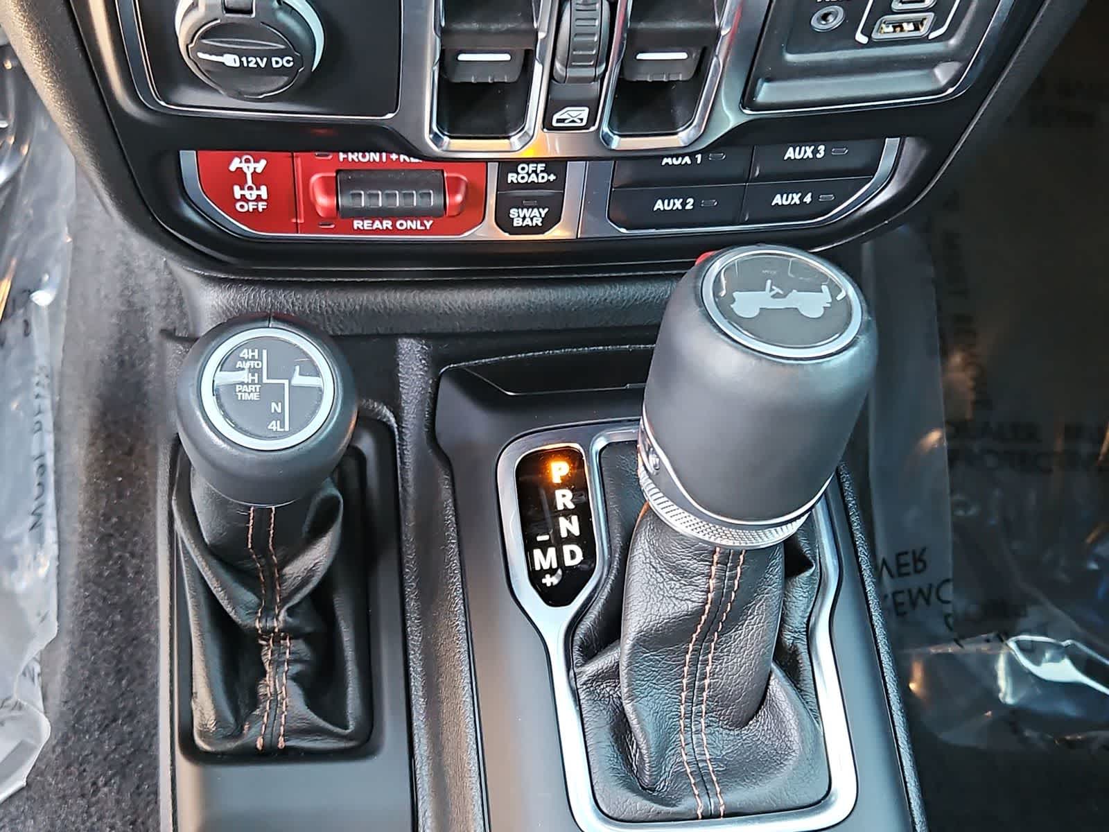 Thumbnail: 2022 Jeep Wrangler - 31