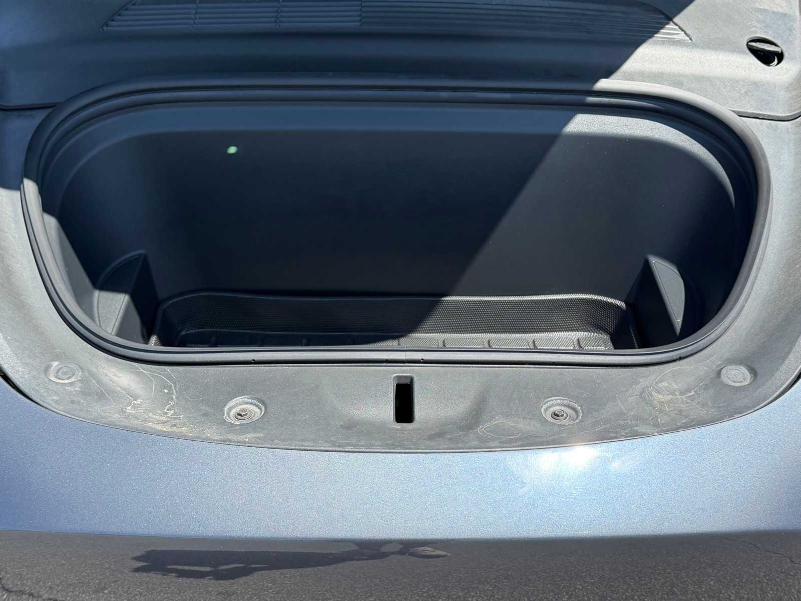 Thumbnail: 2021 Tesla Model Y - 31
