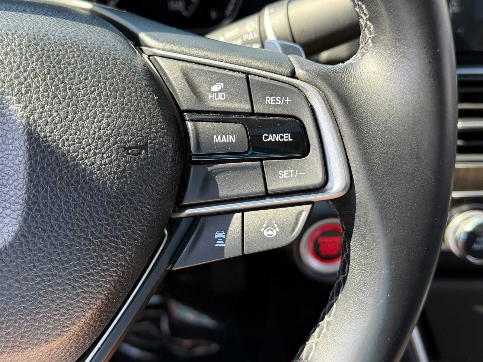 Thumbnail: 2018 Honda Accord - 18
