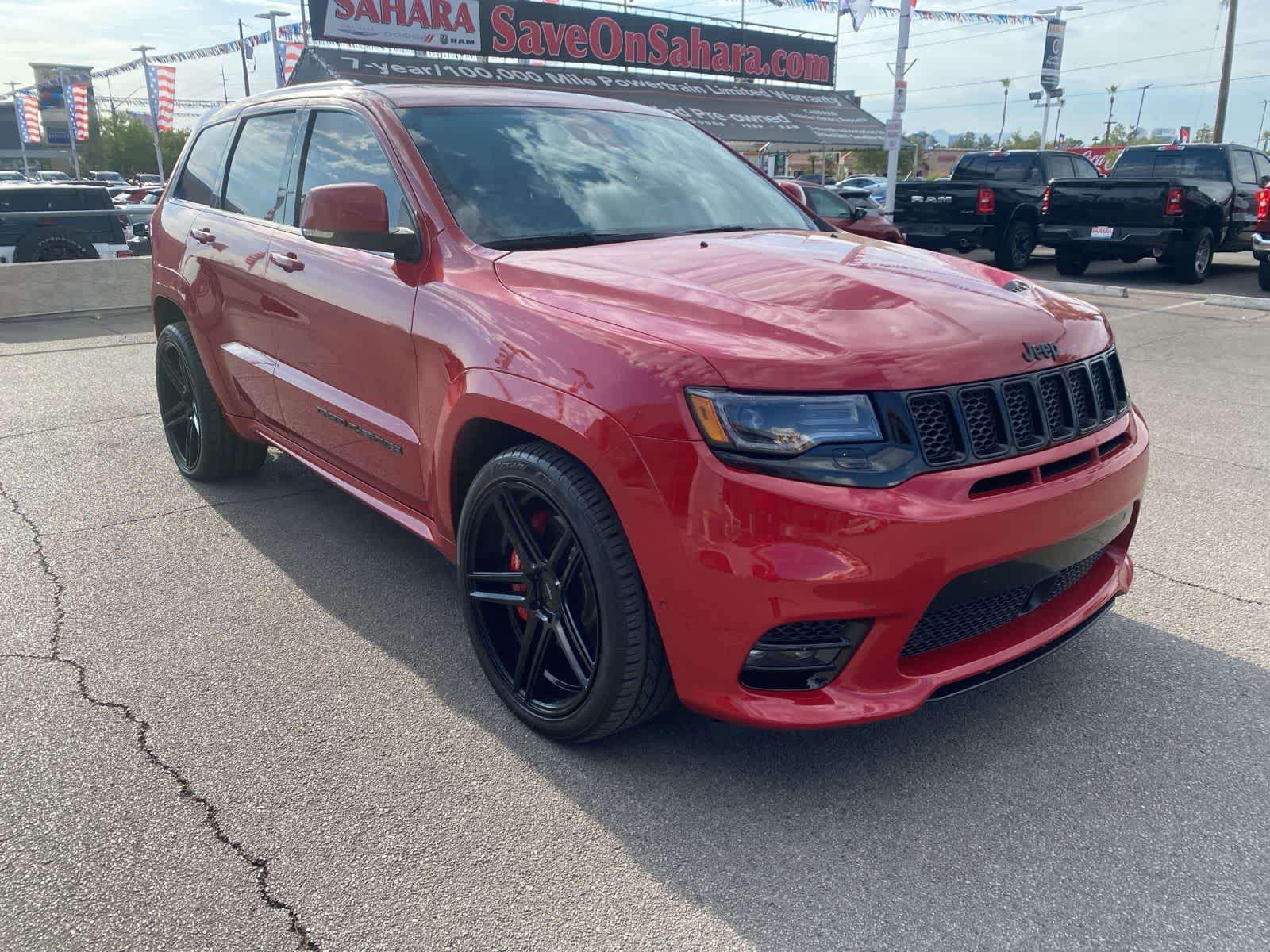 Thumbnail: 2018 Jeep Grand Cherokee - 3