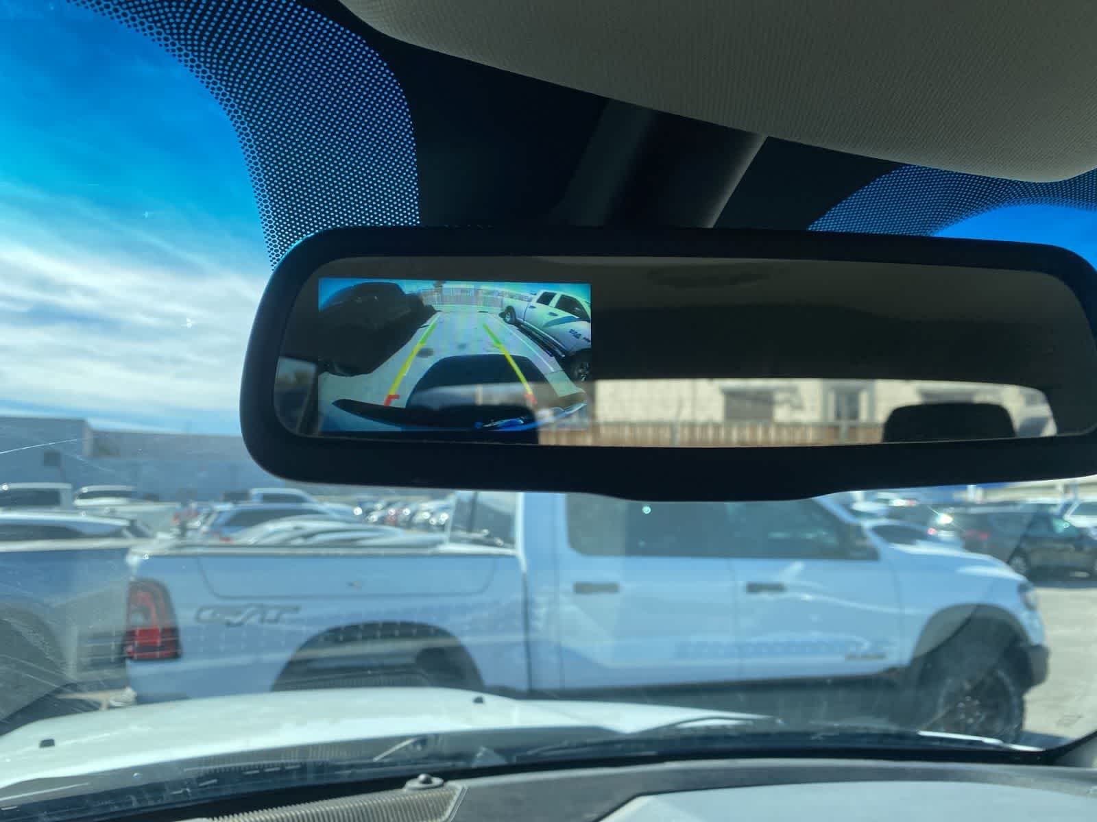 Thumbnail: 2020 RAM 1500 Classic - 17