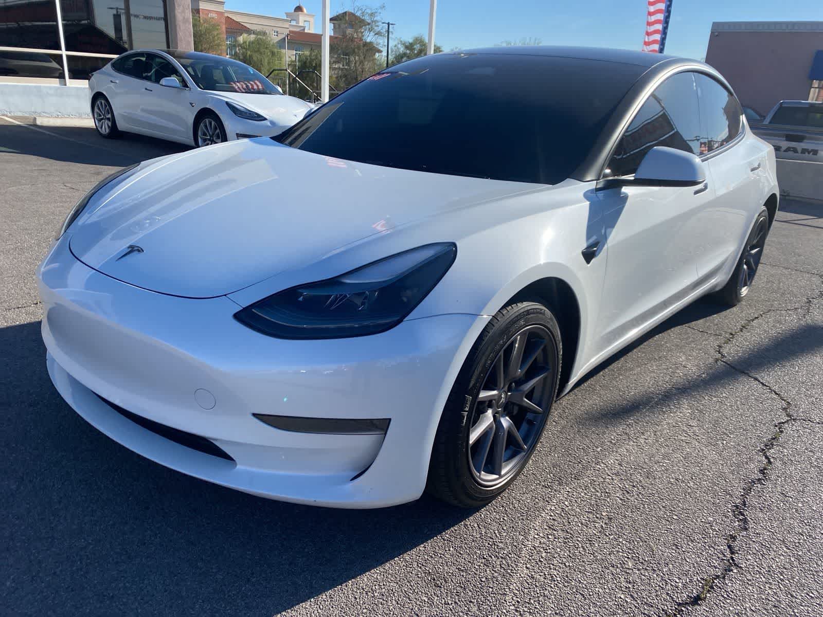 Thumbnail: 2023 Tesla Model 3 - 1