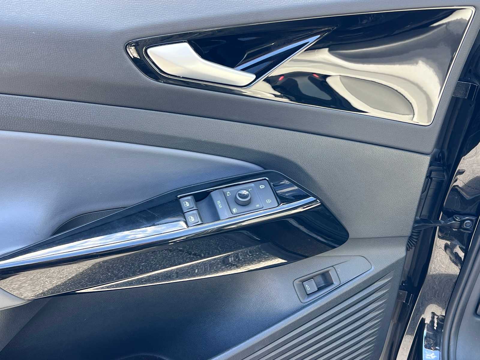 Thumbnail: 2022 Volkswagen ID.4 - 16