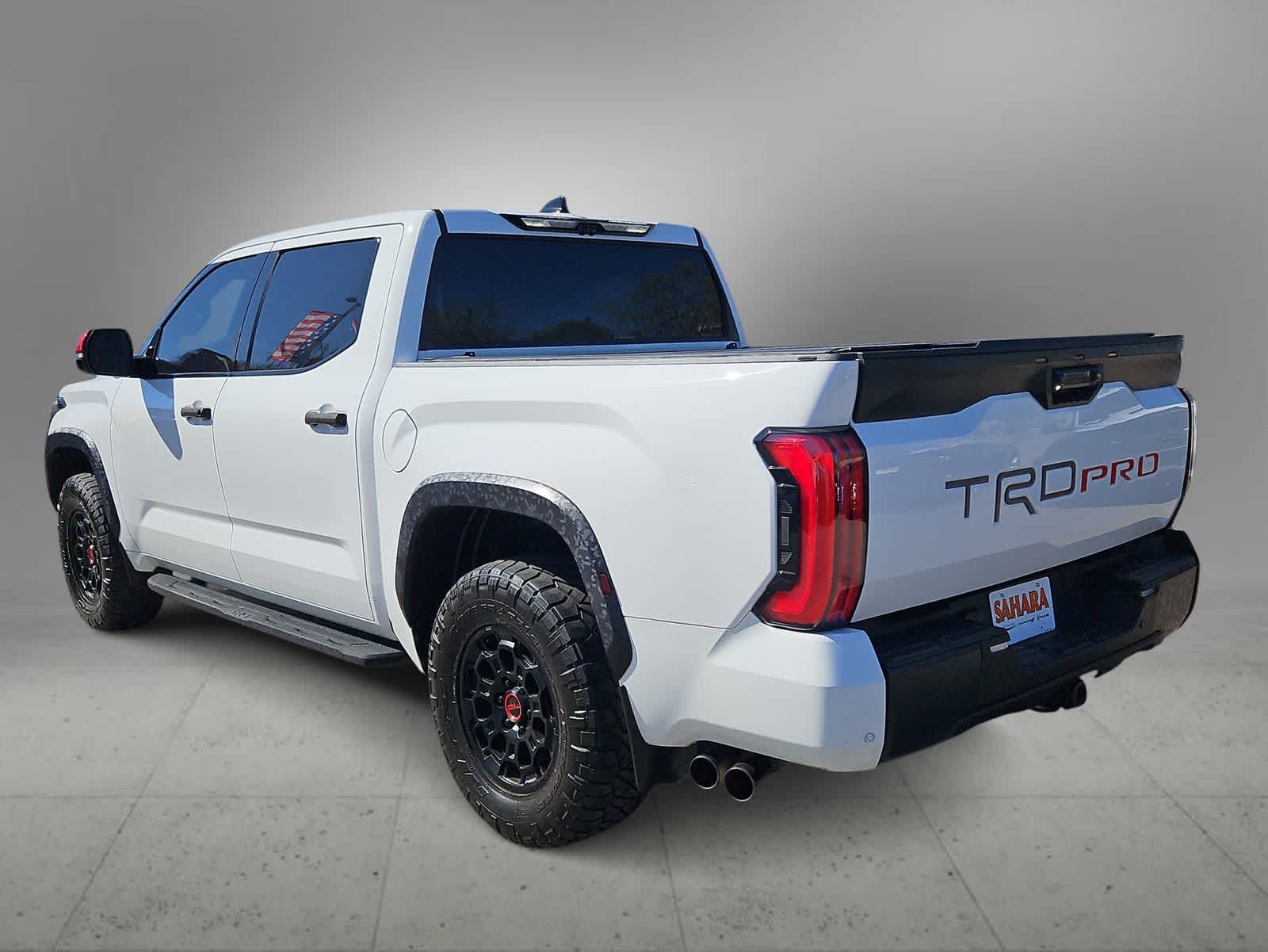 Thumbnail: 2022 Toyota Tundra - 7