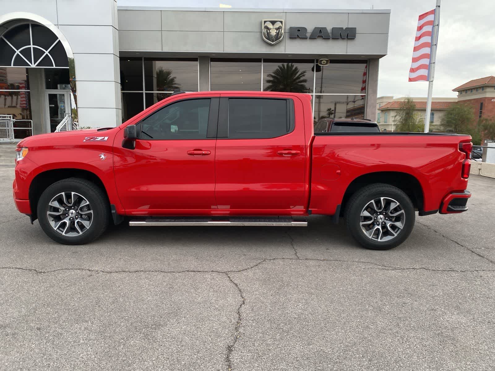 Thumbnail: 2022 Chevrolet Silverado 1500 - 9