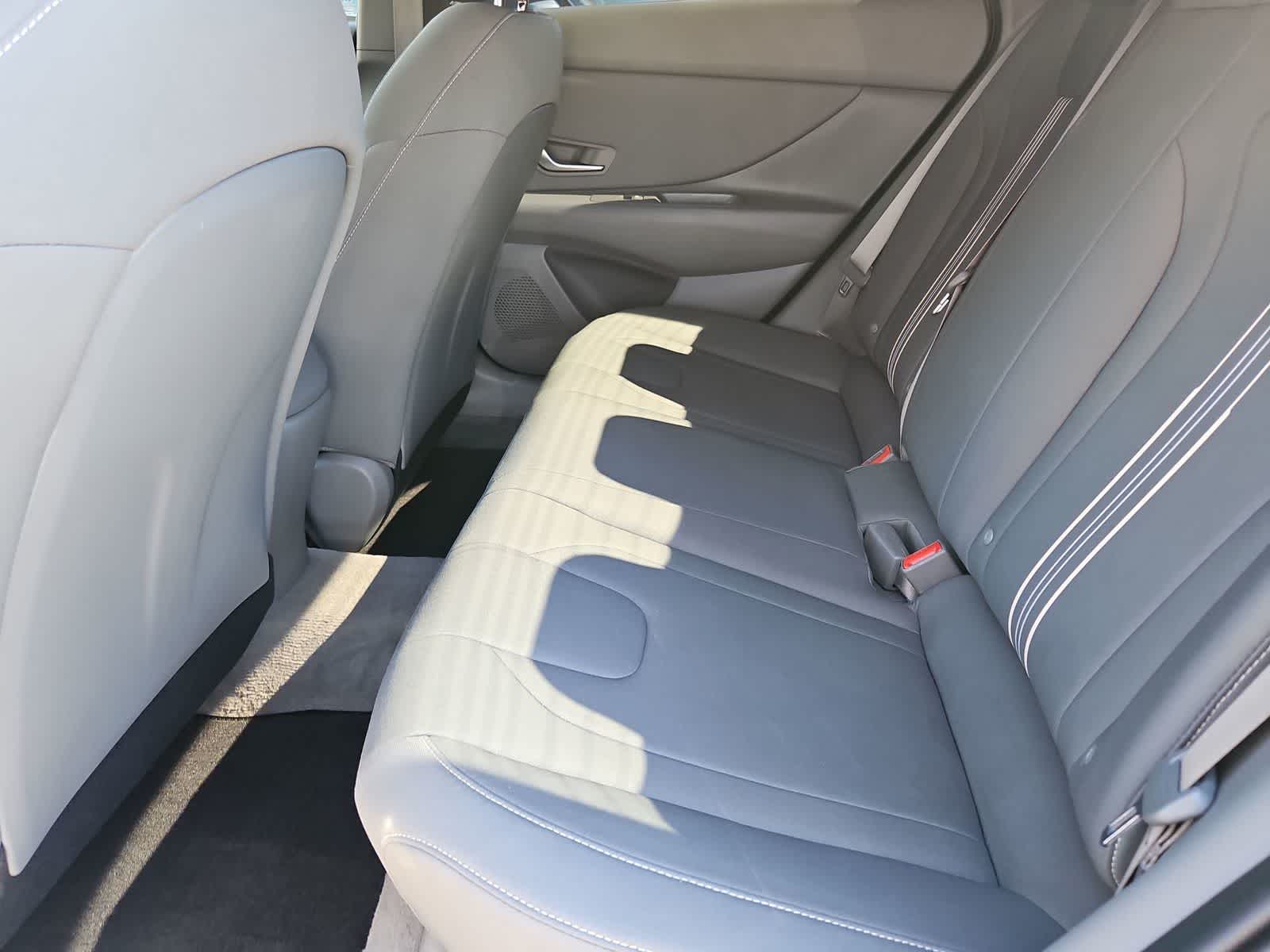 Thumbnail: 2023 Hyundai Elantra - 19