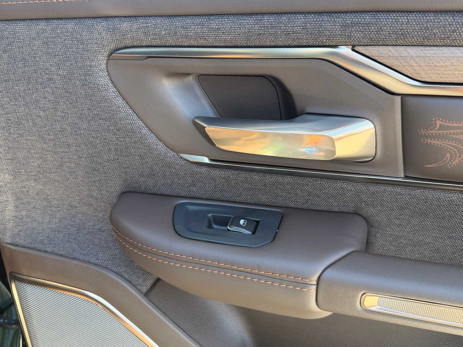 Thumbnail: 2026 RAM 1500 - 22