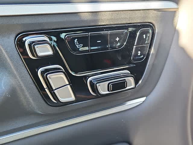 Thumbnail: 2026 RAM 1500 - 17