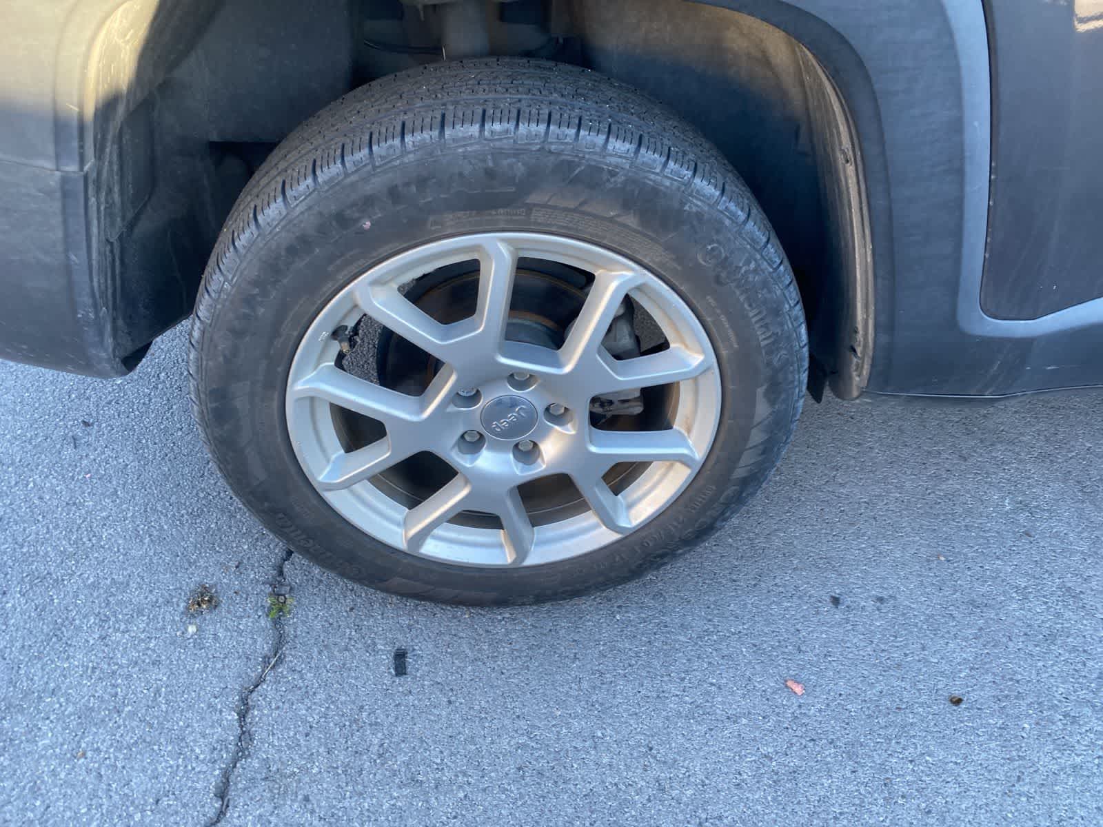 Thumbnail: 2019 Jeep Renegade - 5