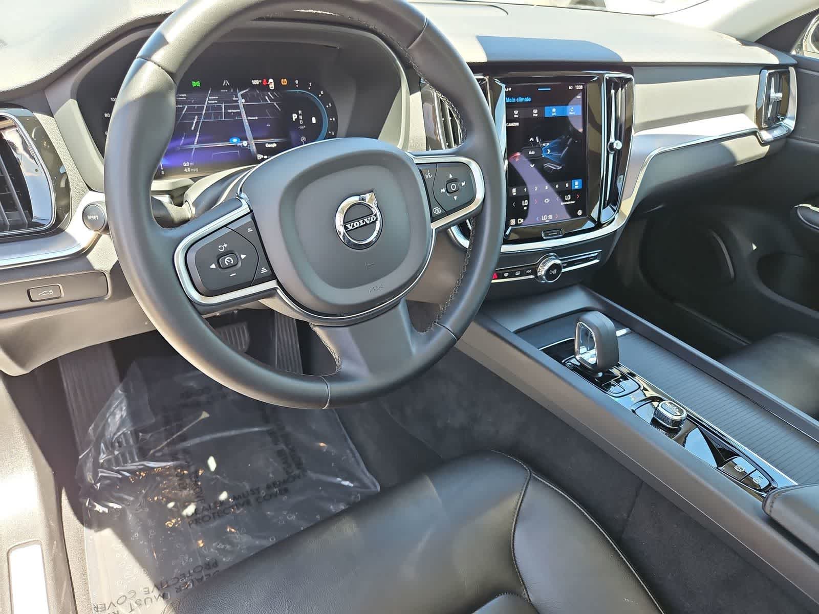 Thumbnail: 2024 Volvo S60 - 11