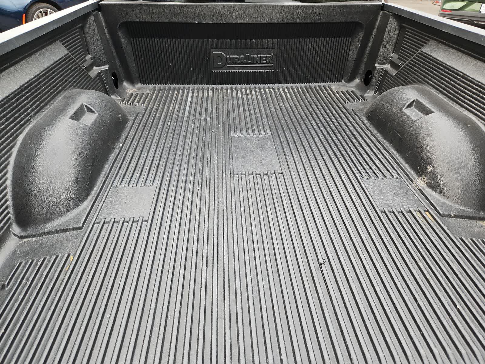 Thumbnail: 2024 RAM 1500 Classic - 32