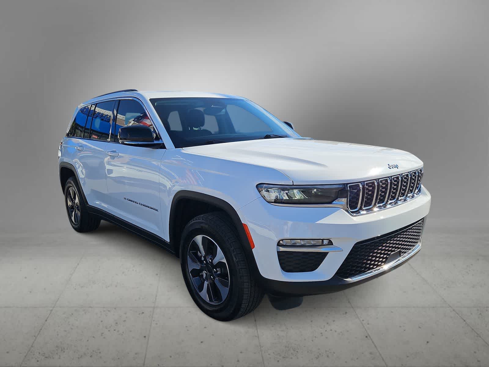 Thumbnail: 2022 Jeep Grand Cherokee - 2