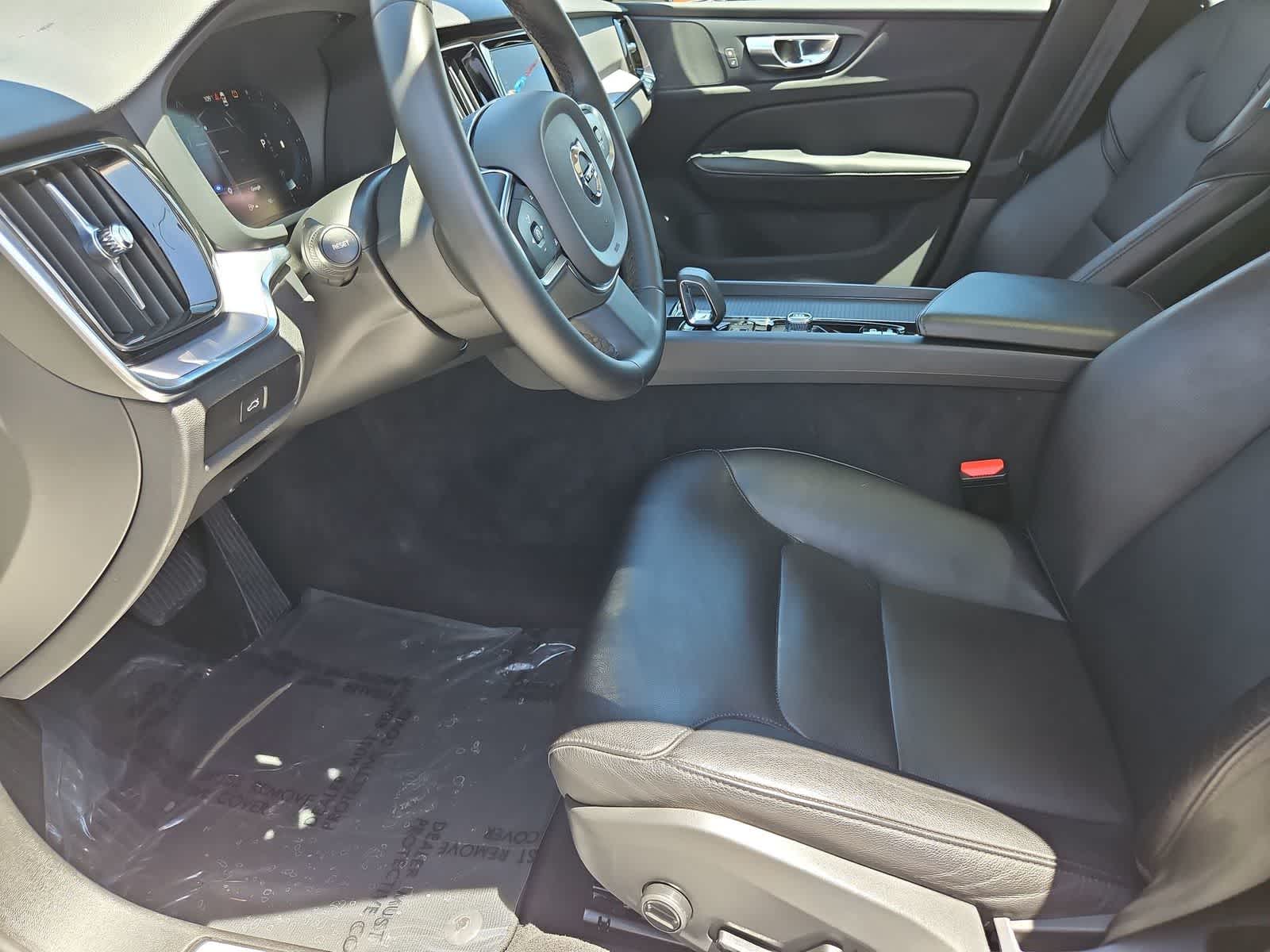 Thumbnail: 2024 Volvo S60 - 18