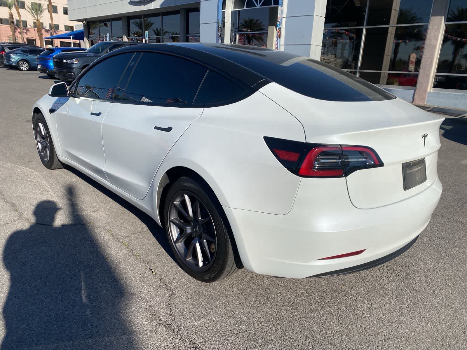 Thumbnail: 2023 Tesla Model 3 - 9