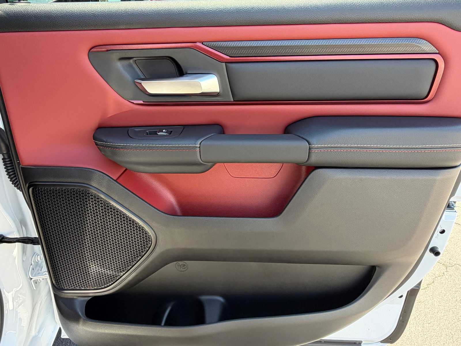 Thumbnail: 2026 RAM 1500 - 18