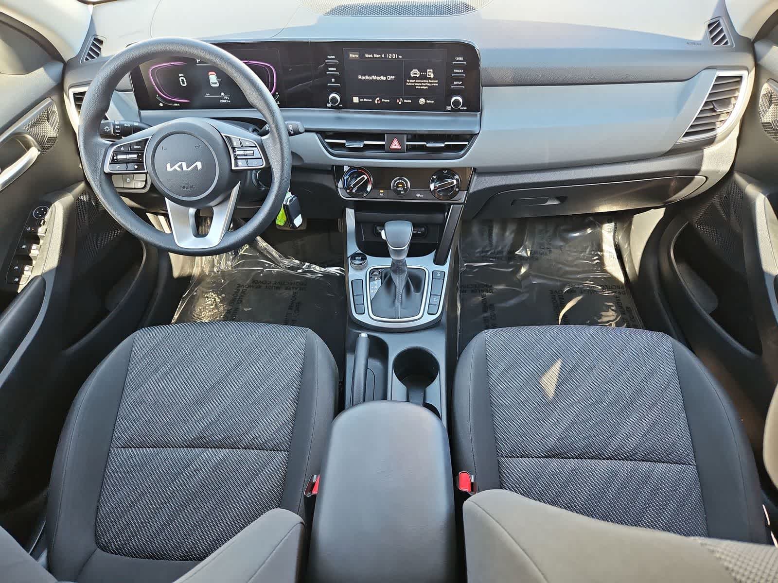 Thumbnail: 2024 Kia Seltos - 15