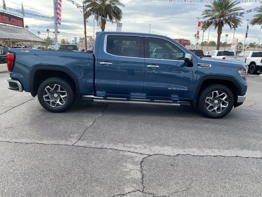 Used 2024 GMC