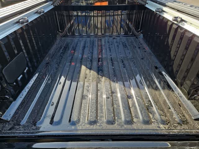 Thumbnail: 2026 RAM 1500 - 33