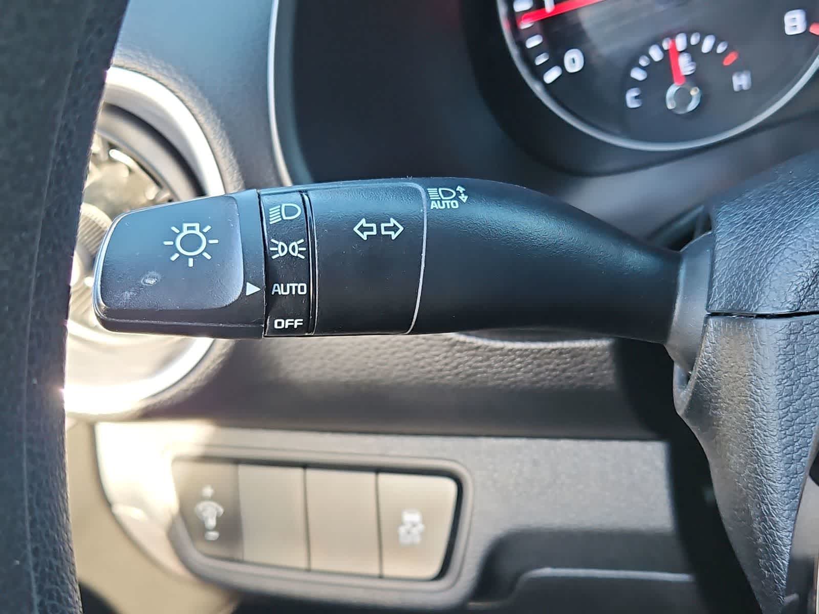 Thumbnail: 2023 Kia Forte - 27