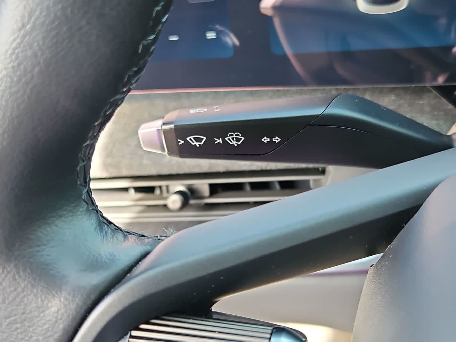 Thumbnail: 2023 Lucid Air - 25