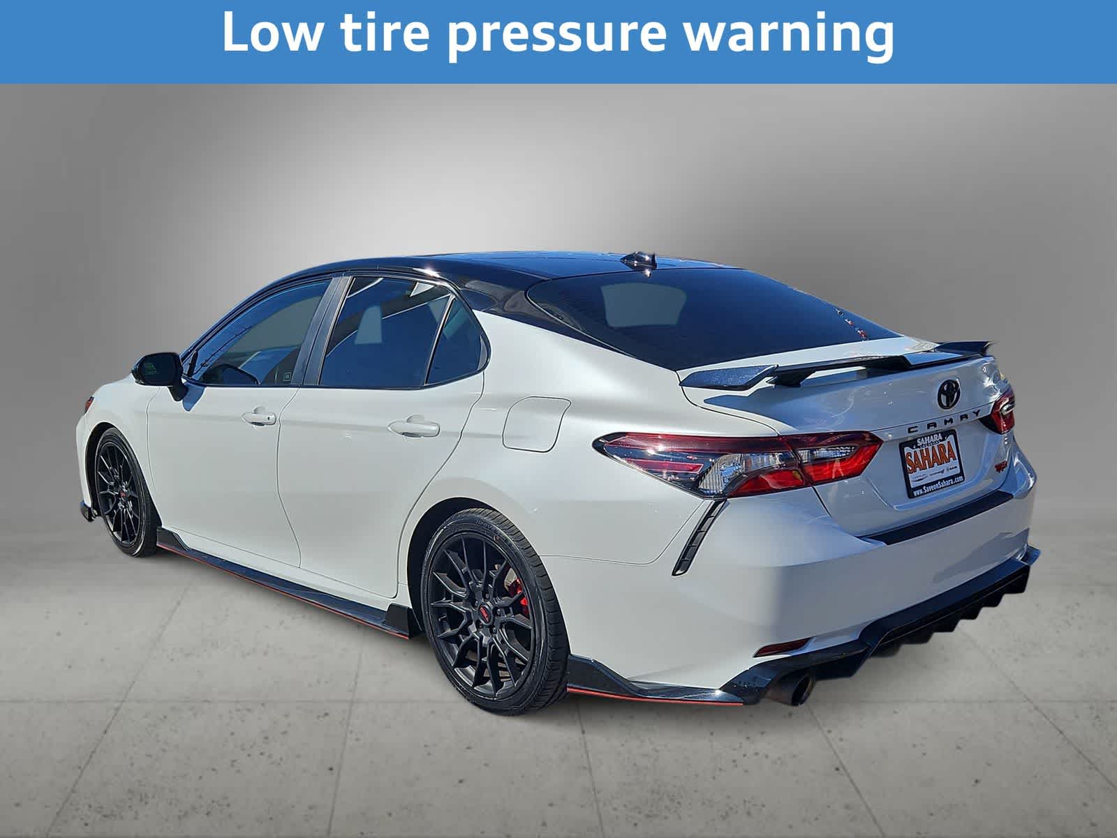 Thumbnail: 2022 Toyota Camry - 8