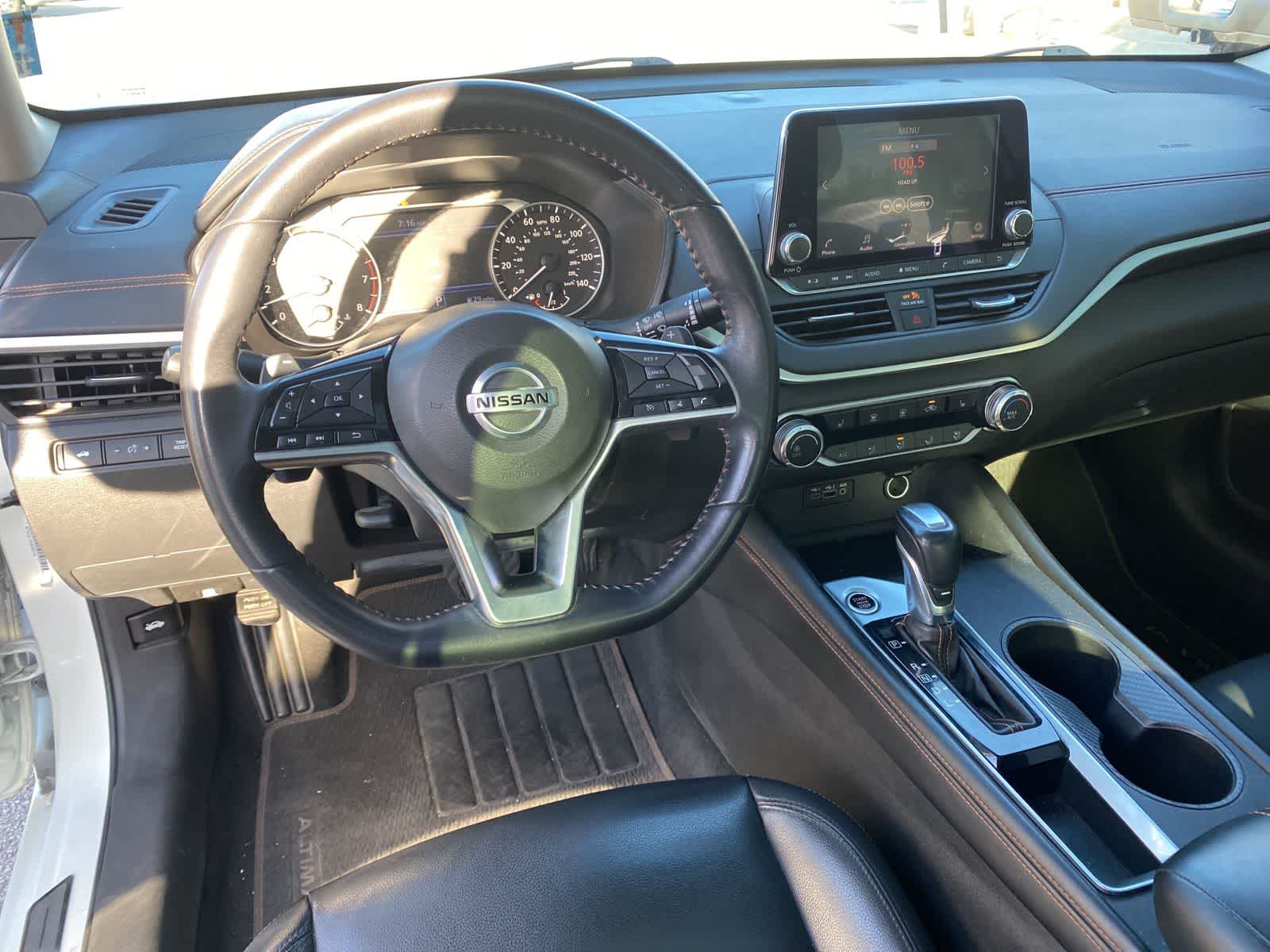 Thumbnail: 2019 Nissan Altima - 10