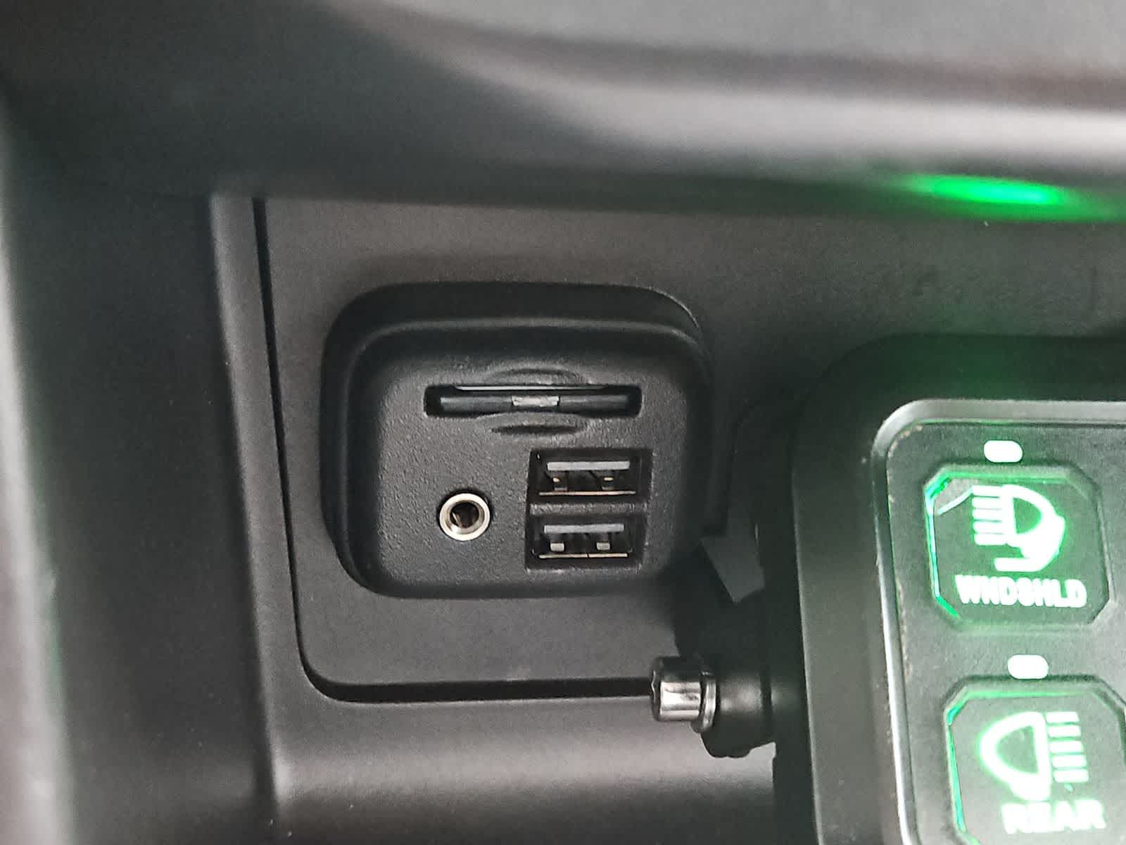 Thumbnail: 2021 Chevrolet Colorado - 29