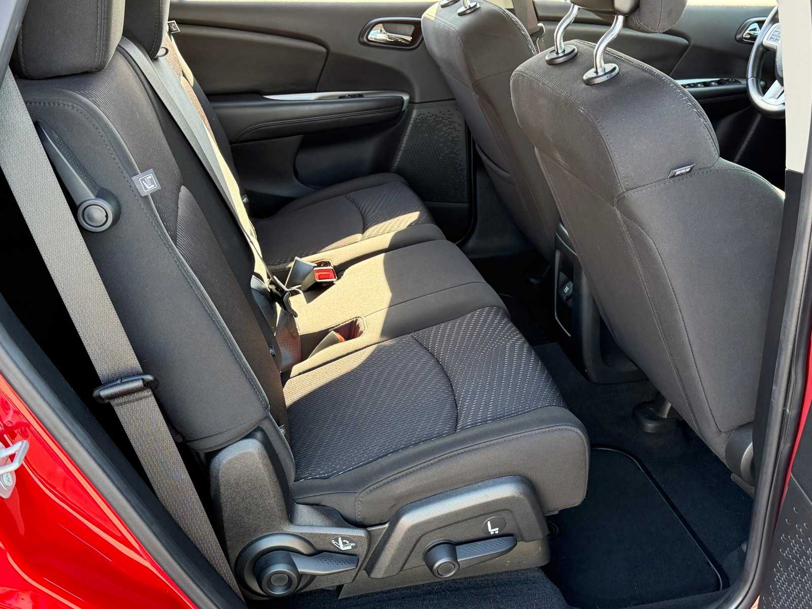Thumbnail: 2019 Dodge Journey - 28