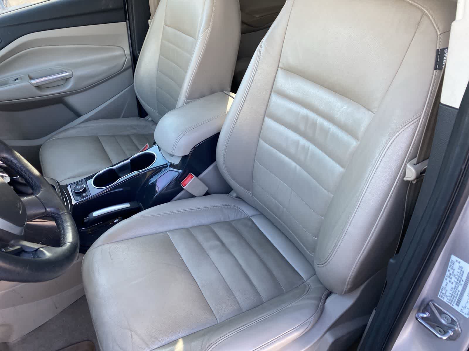 Thumbnail: 2015 Ford Escape - 11