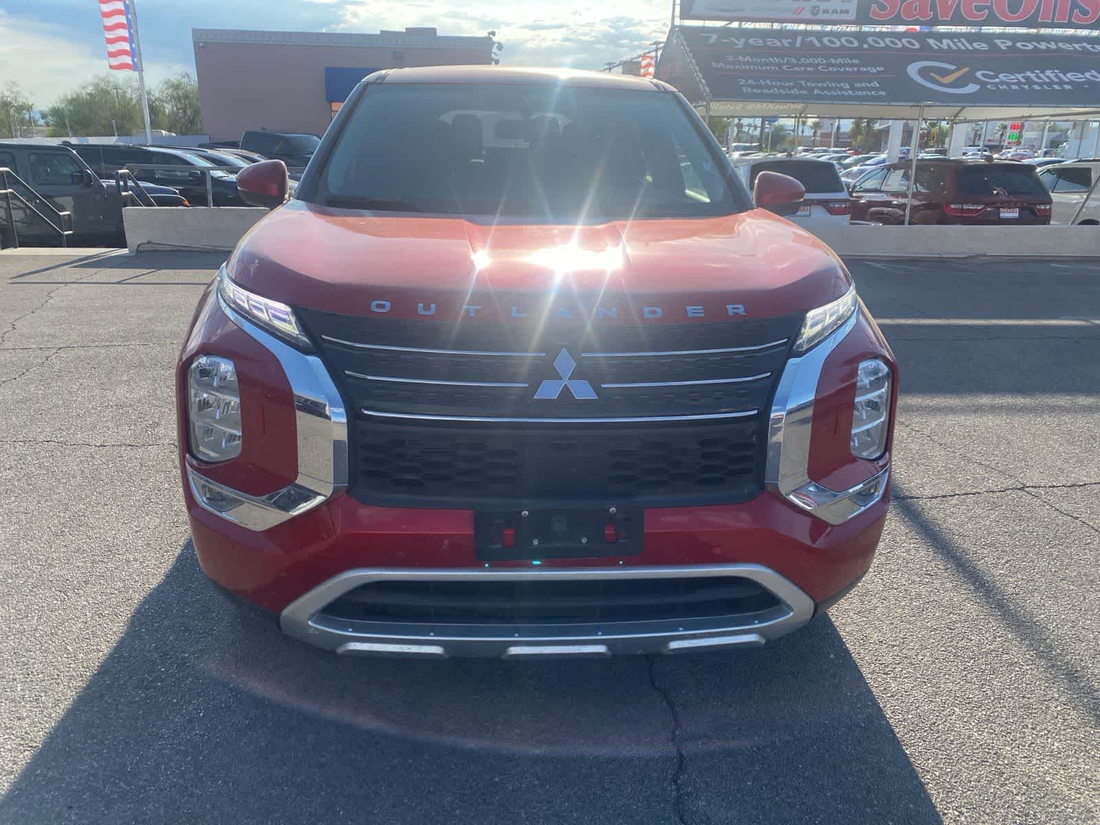 Thumbnail: 2024 Mitsubishi Outlander - 2