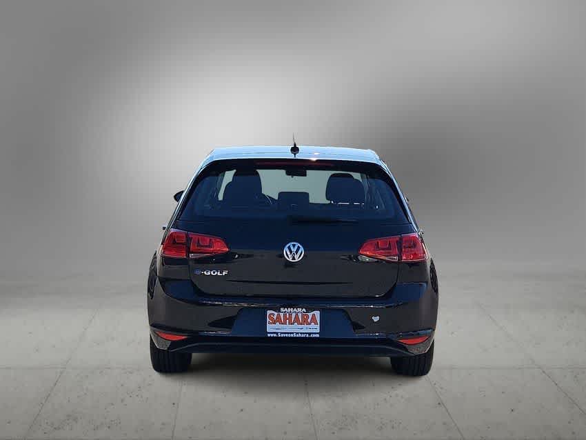 Thumbnail: 2016 Volkswagen e-Golf - 8