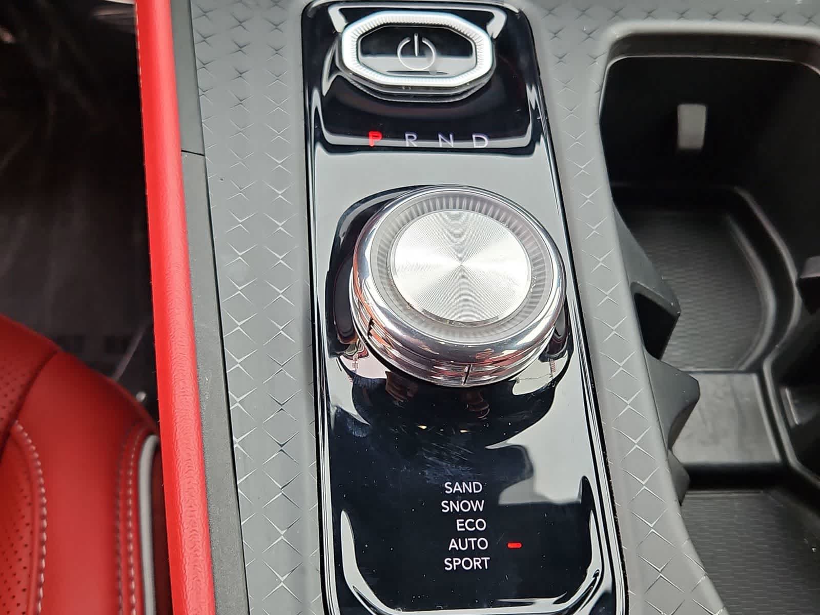 Thumbnail: 2024 Jeep Wagoneer S - 31