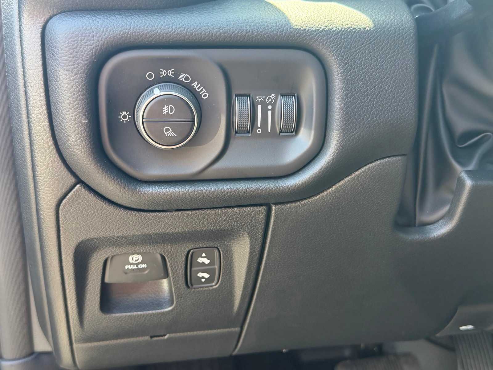 Thumbnail: 2026 RAM 1500 - 30