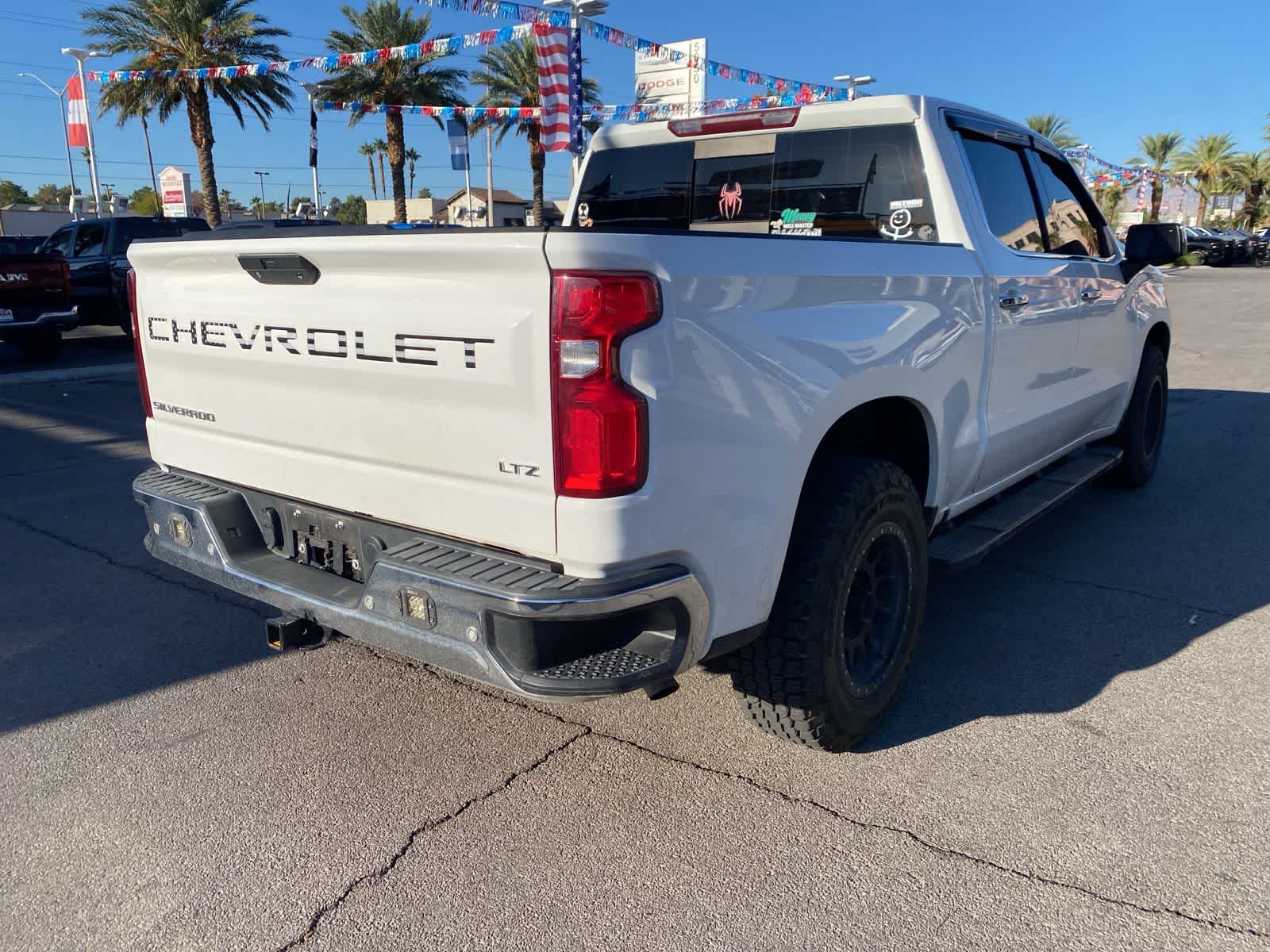 Thumbnail: 2020 Chevrolet Silverado 1500 - 6