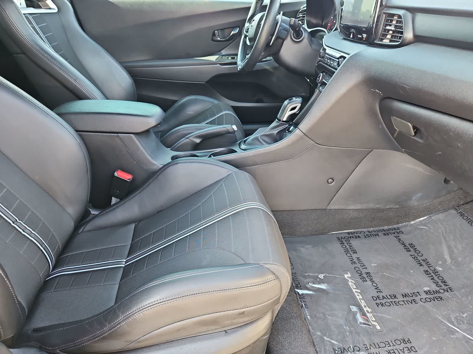 Thumbnail: 2022 Hyundai Veloster - 20