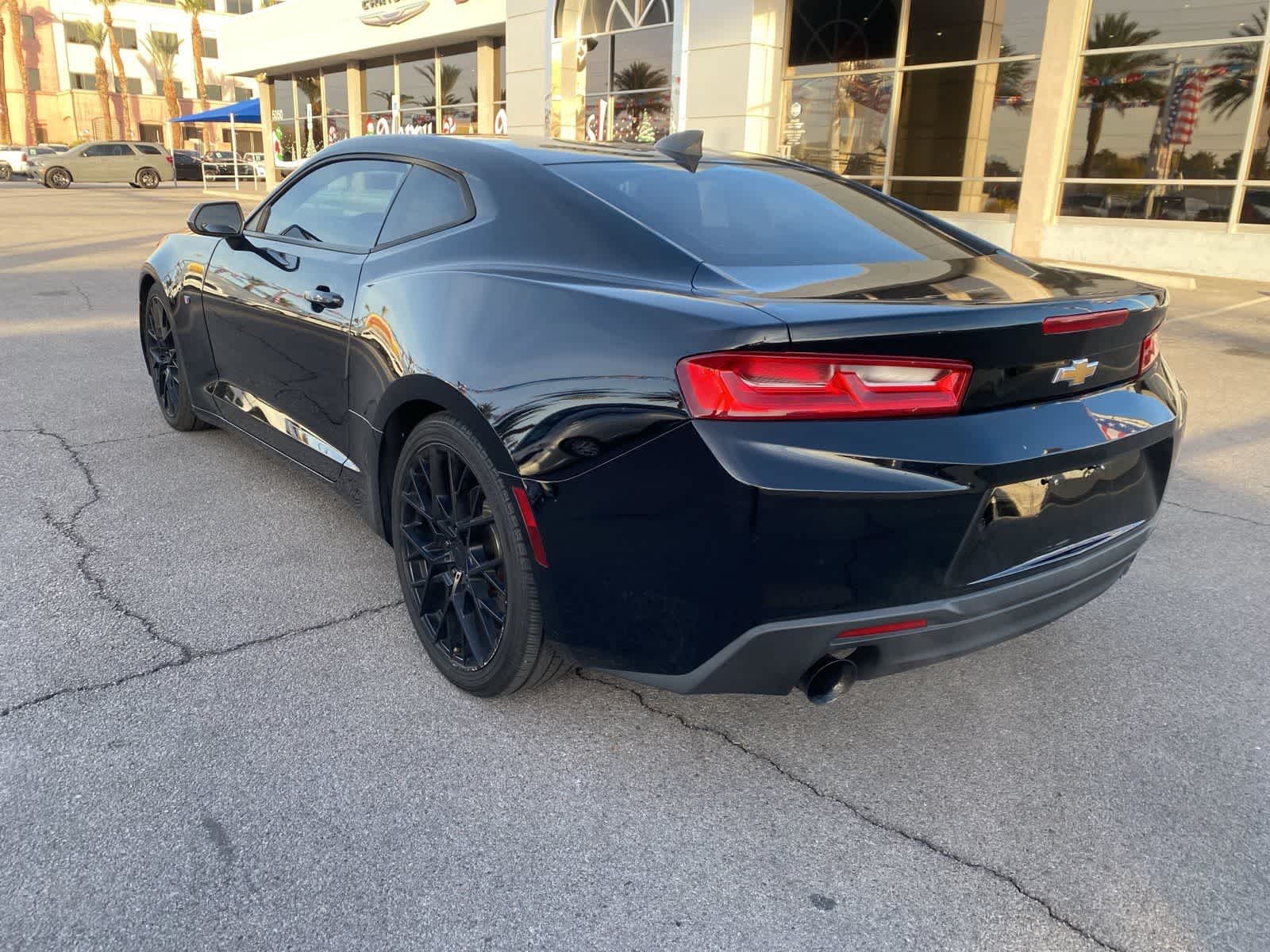 Thumbnail: 2017 Chevrolet Camaro - 9