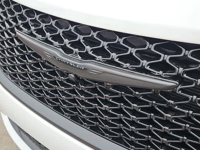 Thumbnail: 2026 Chrysler Pacifica - 15