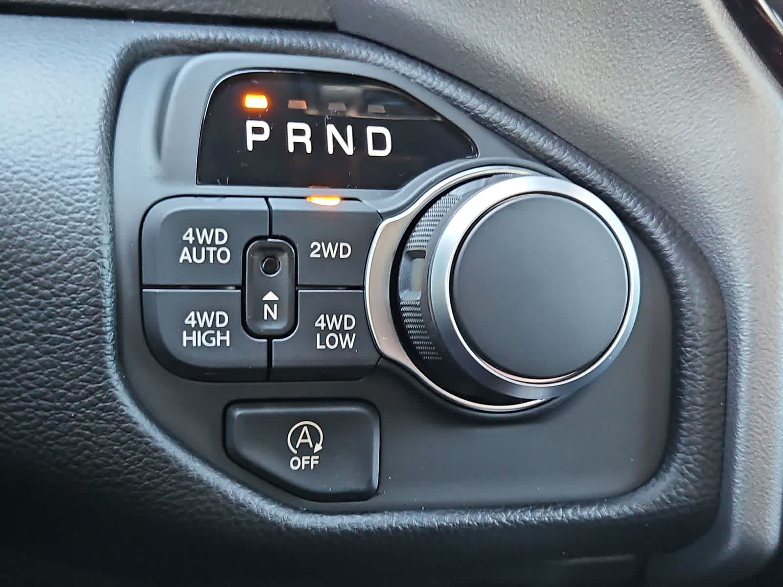 Thumbnail: 2026 RAM 1500 - 32