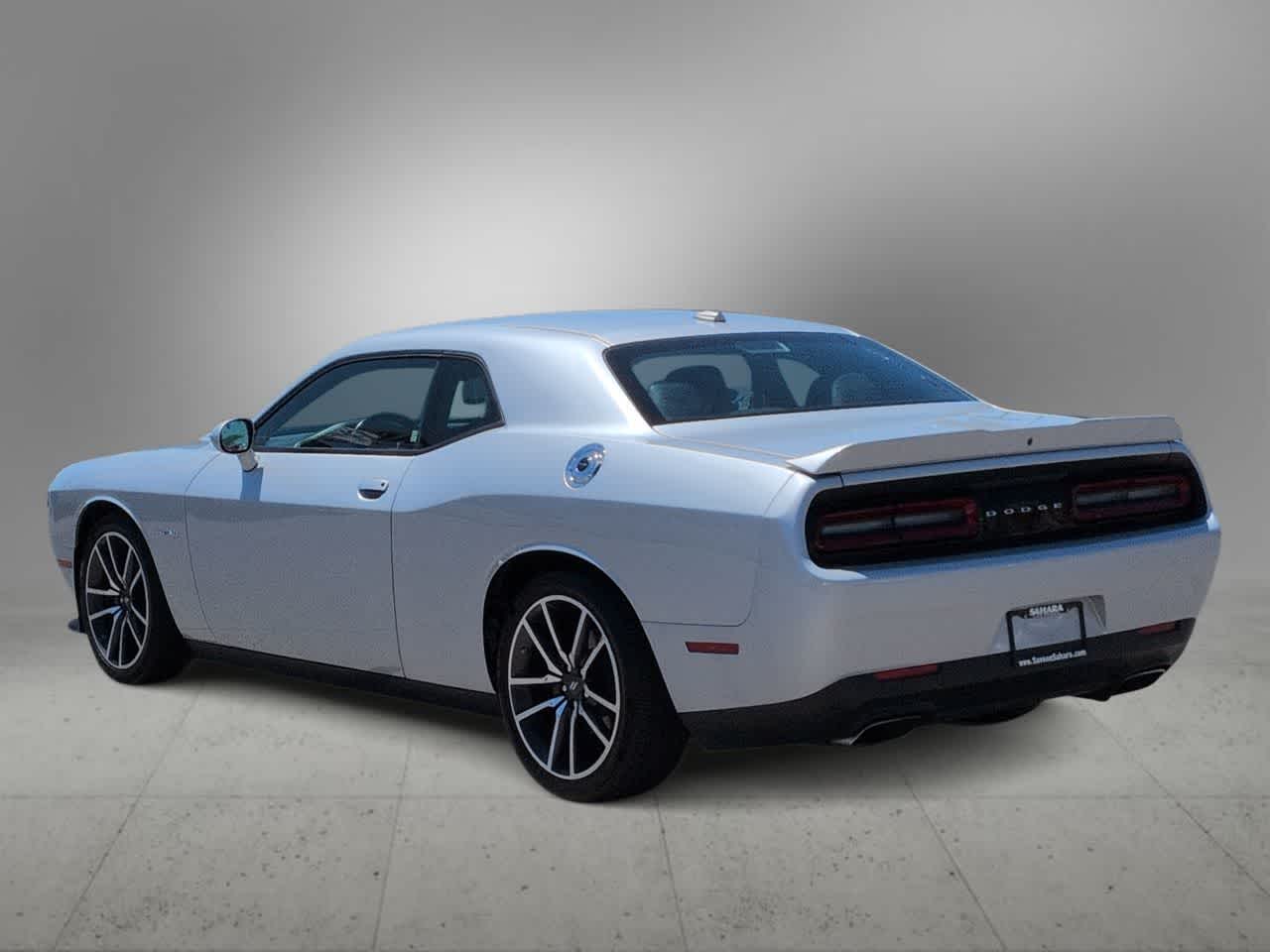Thumbnail: 2022 Dodge Challenger - 7