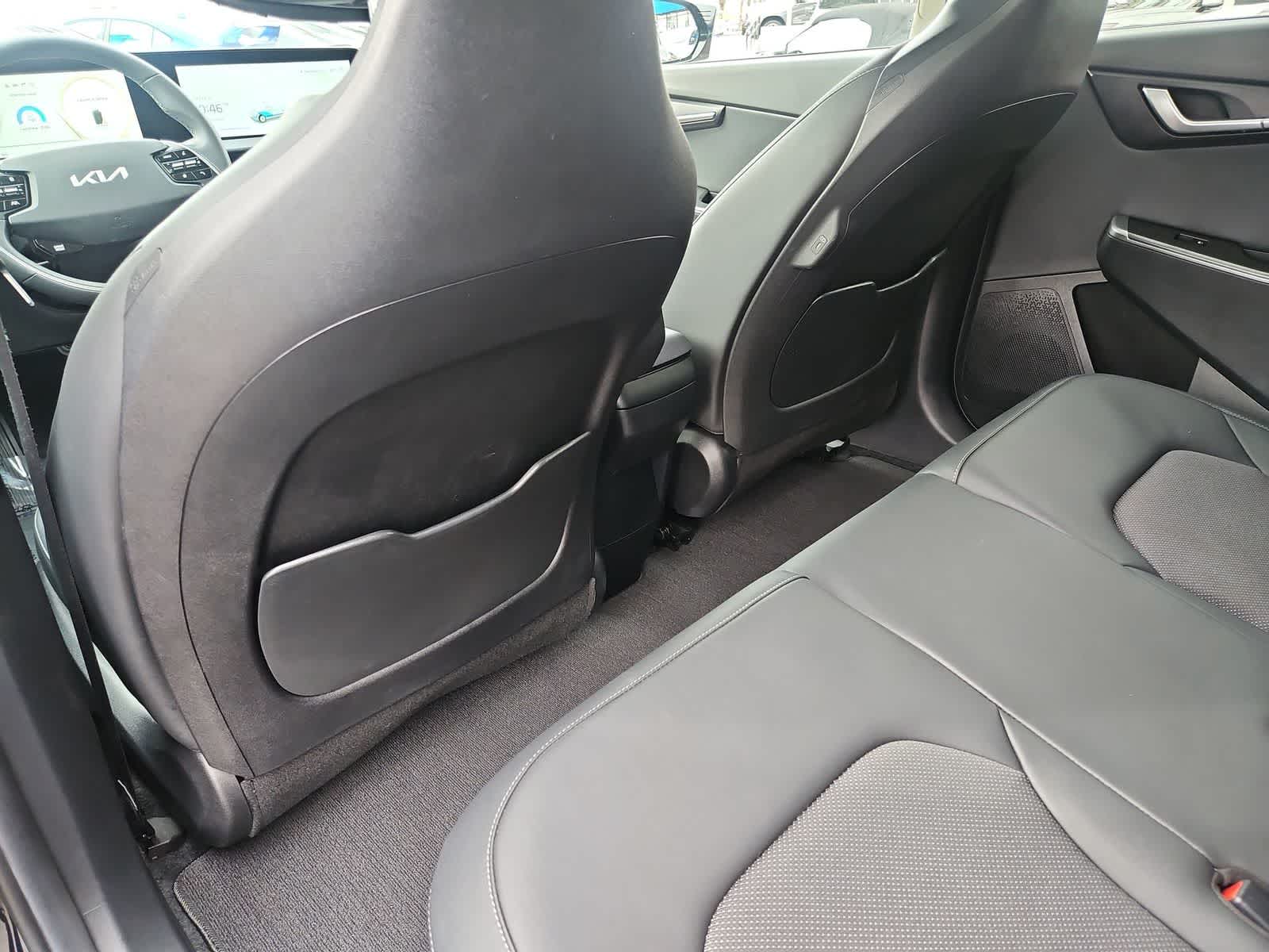 Thumbnail: 2024 Kia EV6 - 19