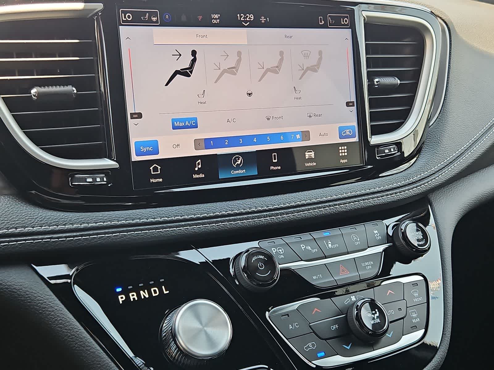 Thumbnail: 2025 Chrysler Pacifica - 27