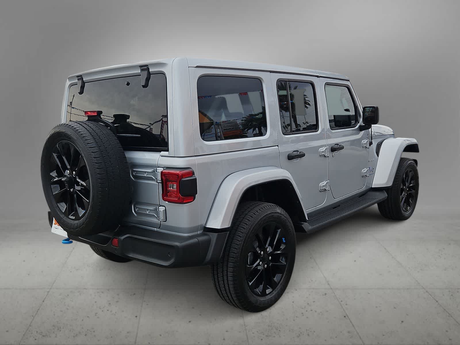 Thumbnail: 2023 Jeep Wrangler - 9