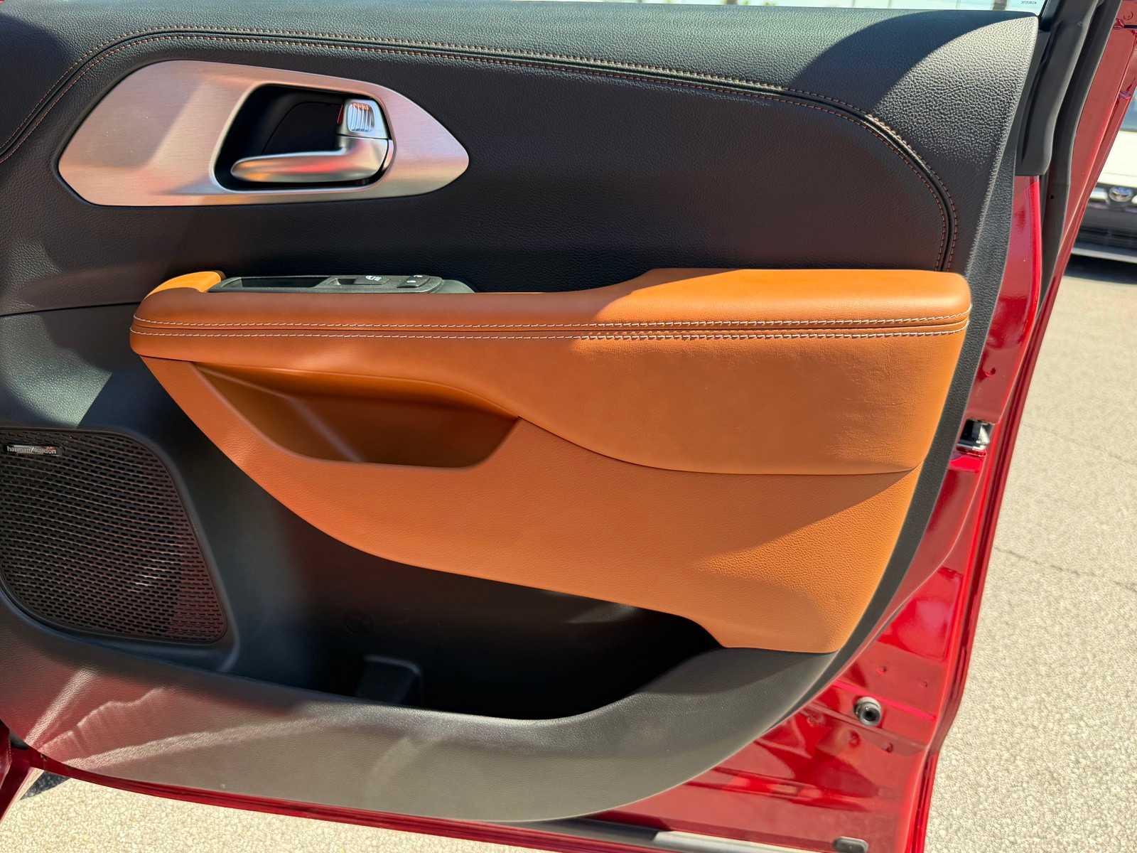 Thumbnail: 2026 Chrysler Pacifica - 19