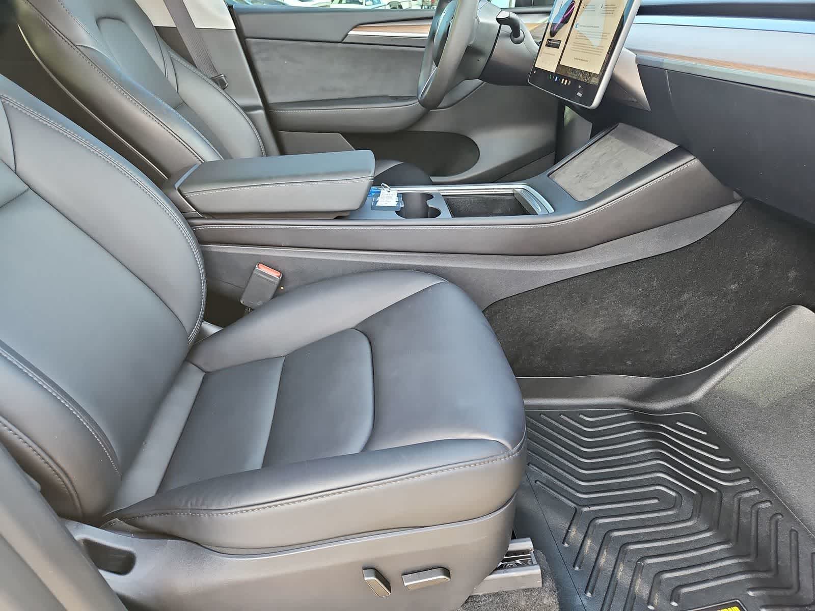 Thumbnail: 2025 Tesla Model Y - 20